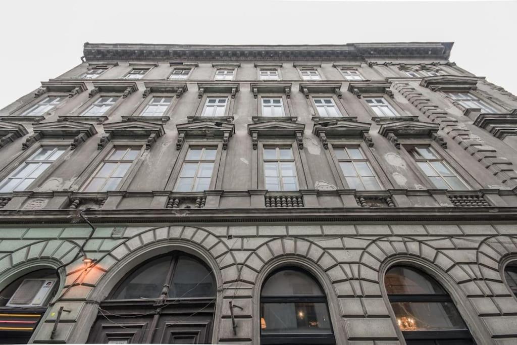 A+ Budapest Central Dob Street Apartment Екстериор снимка